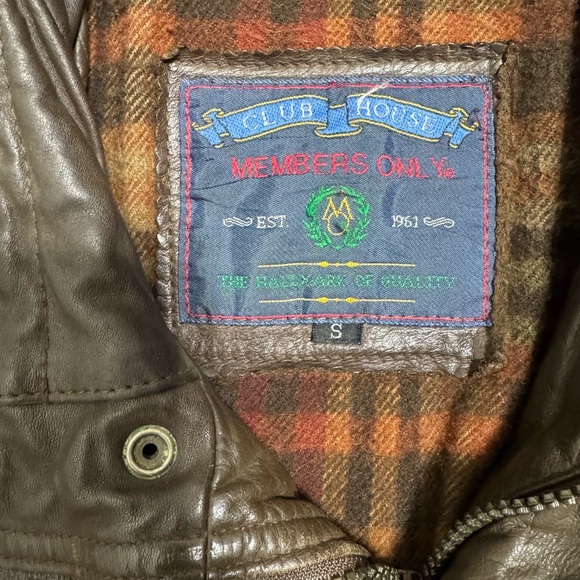 Vintage Members Only Leather Jacket. - Picture 13 of 16